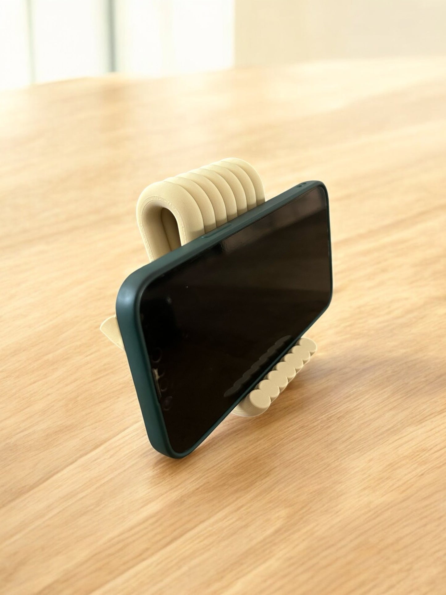 Smartphonehouder organische vorm
