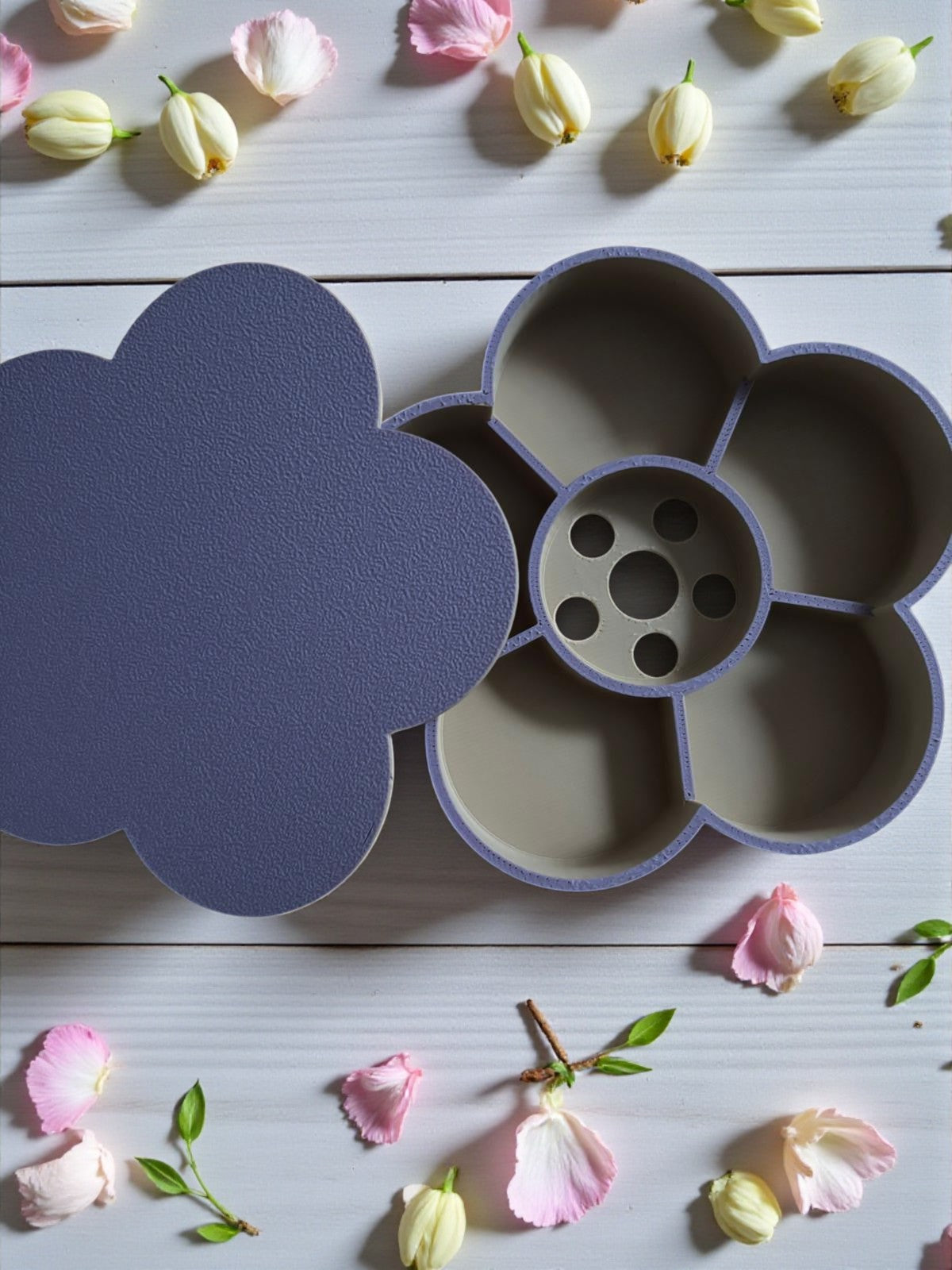 Vulvorm bloem met zeef en deksel